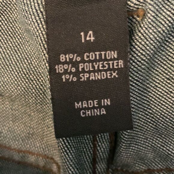 Lane Bryant size 14 tighter tummy technology. Slimming waistband & bootcut - Picture 4 of 10